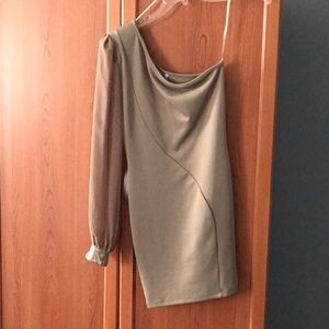 One sleeved nude dress
